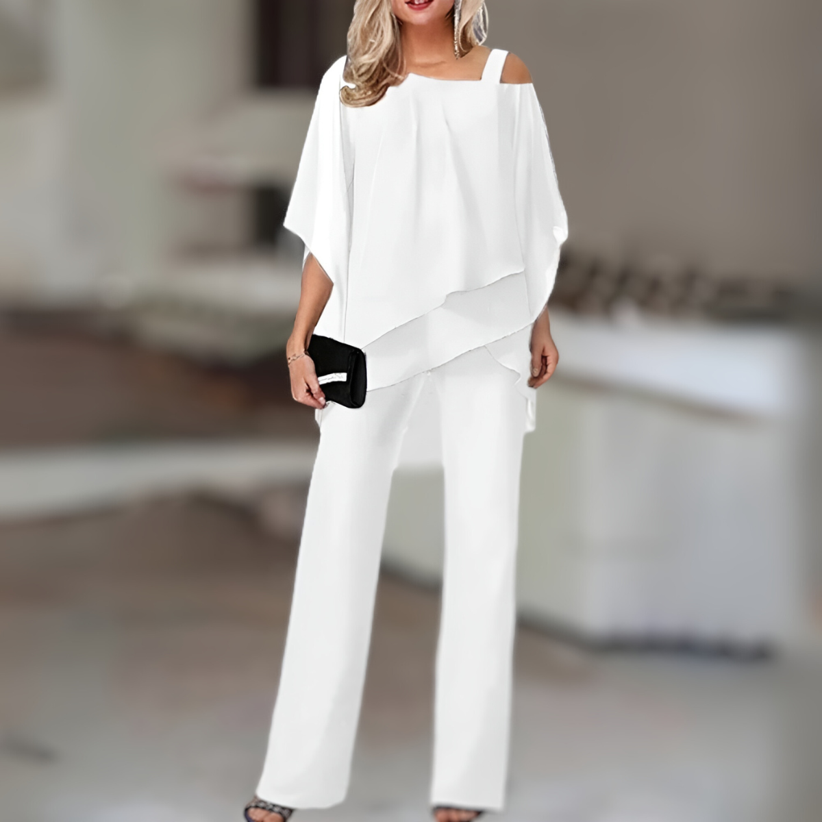 Dvoudílný set krásný a elegantní pro ženy