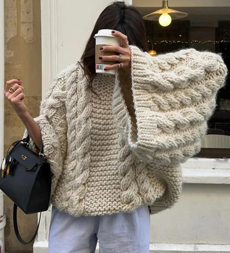 Dámský Maxi Oversize Svetr - Kabelkový Motiv s Bouffant Rukávy