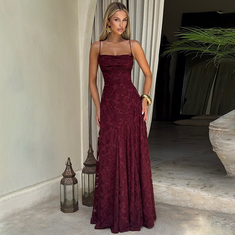 Adéla – Elegantní večerní šaty s květinovým potiskem