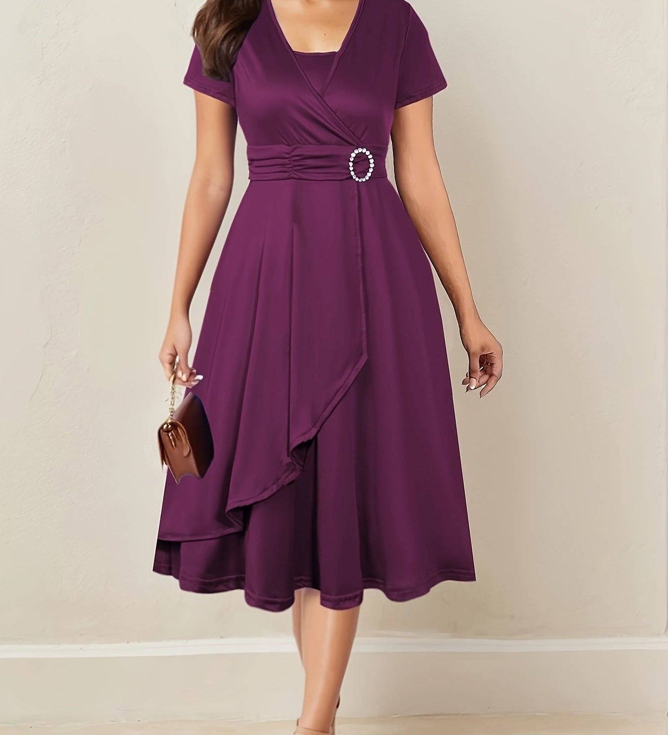 Hilda™ - Elegantní večerní šaty s kamínkovým V-výstřihem