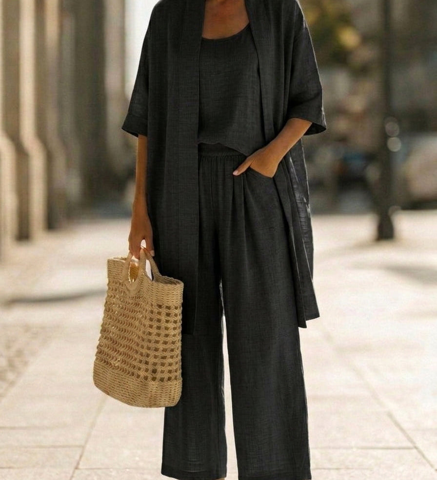 Minimalistický třídílný set z lnu a bavlny – pohodlný outfit na každý den